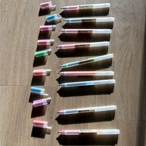 Original Muji gel ink pen tips (discontinued)
9 colors Good/fair condition
